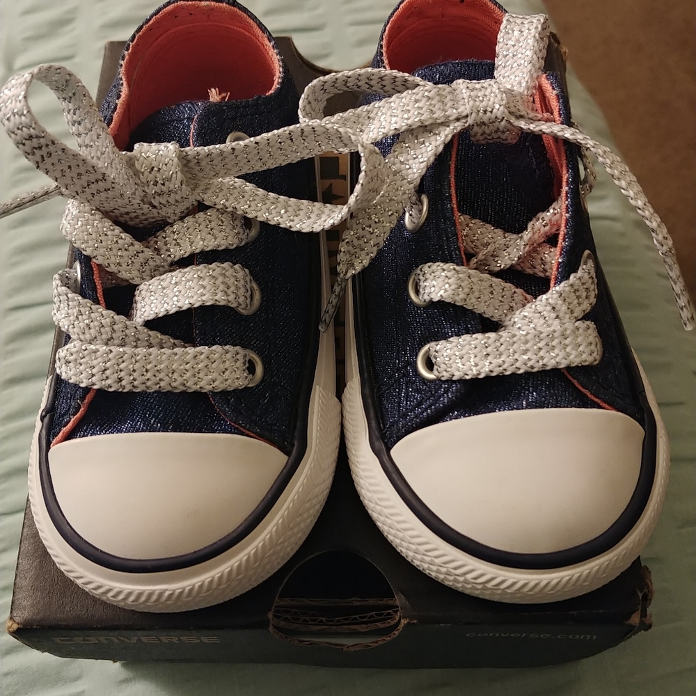 Converse Infants size 5